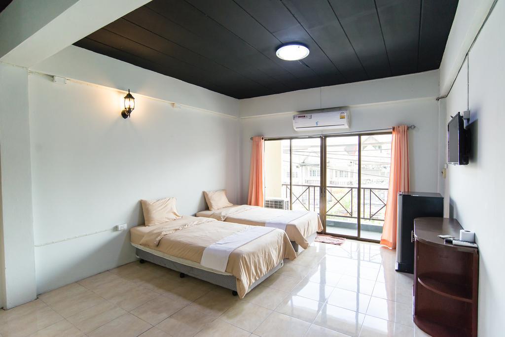 The Bed Hotel Pattaya Esterno foto