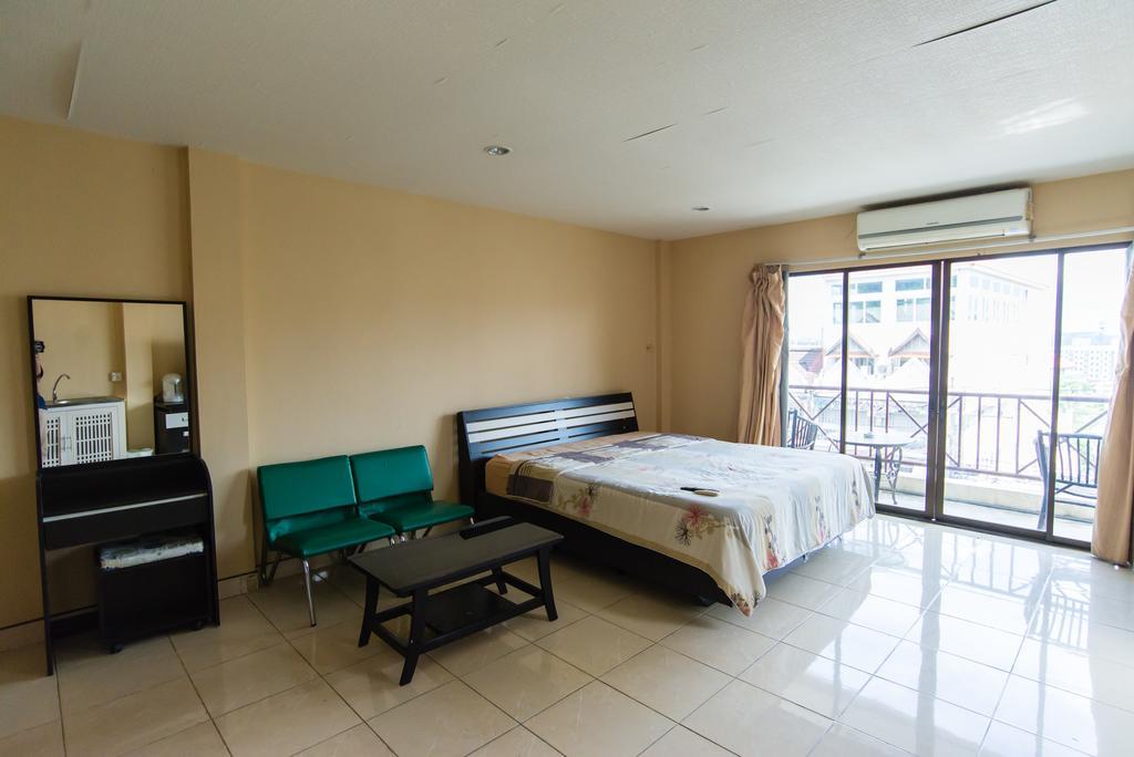 The Bed Hotel Pattaya Esterno foto